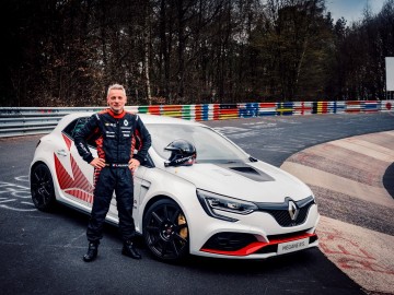 Renault M&eacute;gane R.S. Trophy-R najszybszym hot-hatchem!